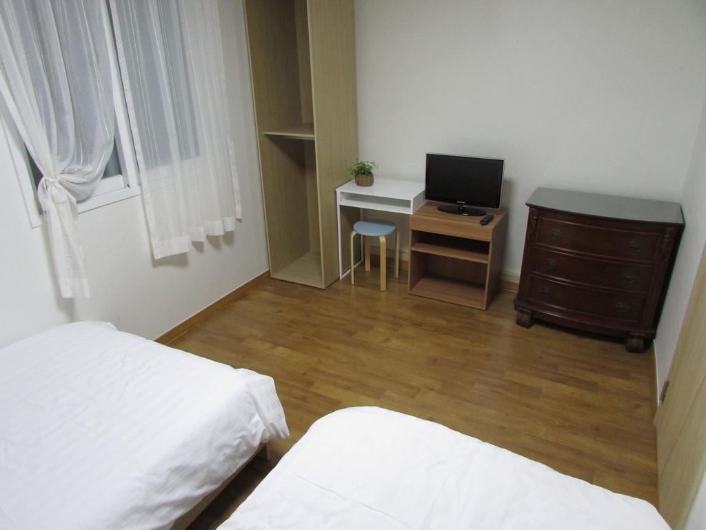 Guest house Yeon Guesthouse 2*