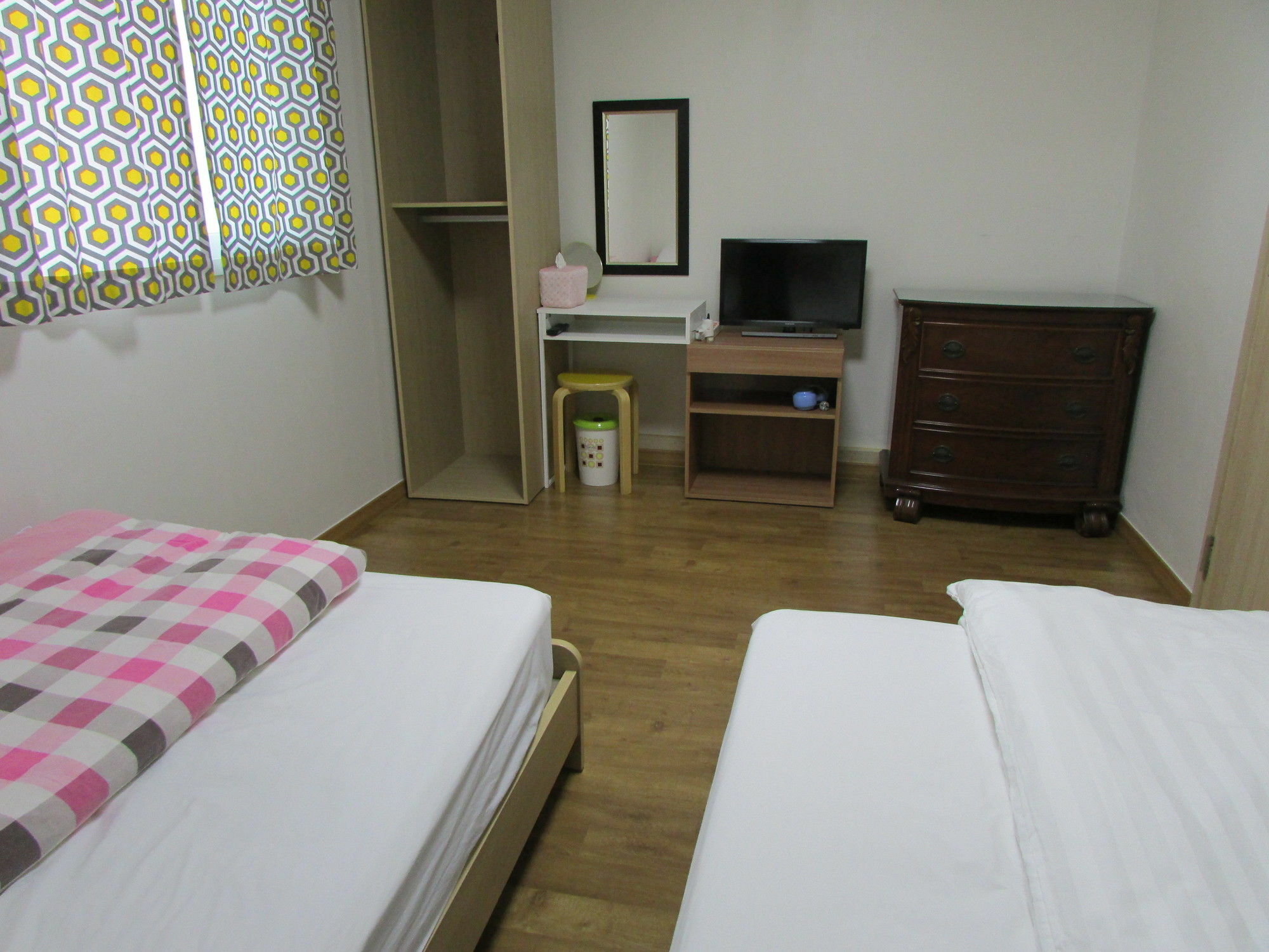 Yeon Guesthouse 2*